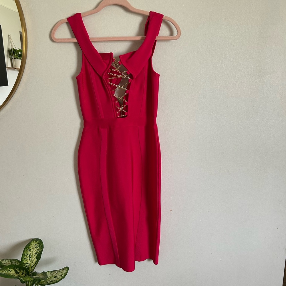 Elegant Red Sleeveless Dress
